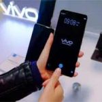 New images of Vivo flagship phone featuring bezel-less screen emerge