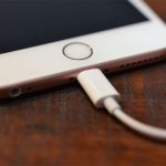 Apple will soon stop Bundling Lightning-to-3.5mm-adapter for iPhones!